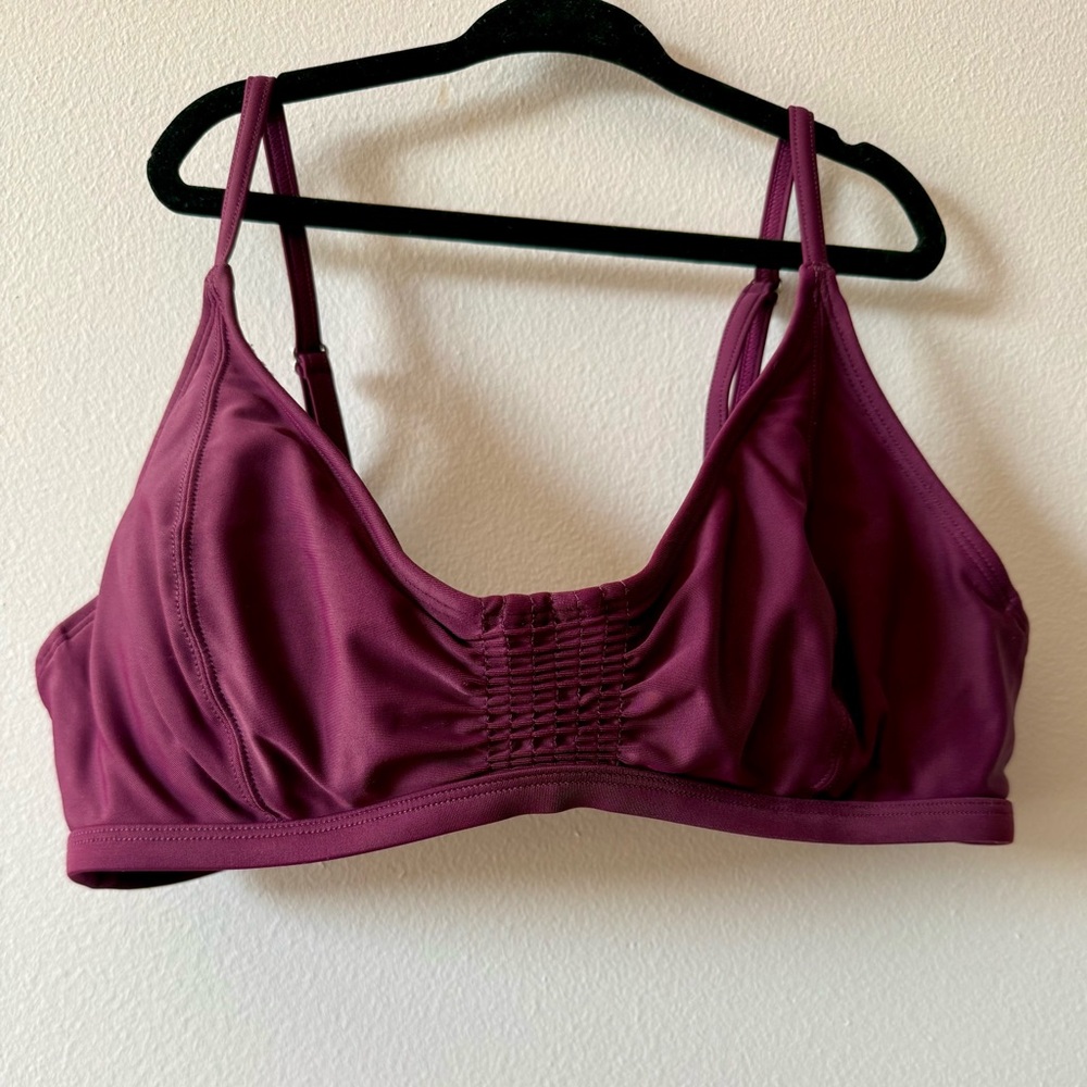 Athleta Plum Swimsuit Top